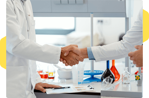 Distribuição de remédios pela Farmacêutica Cellera